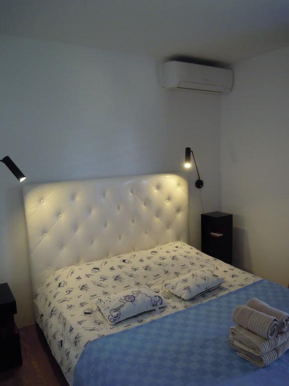 Apartments Legend Rovinj Exteriör bild